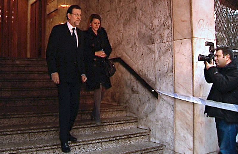 Rajoy y Cospedal, los primeros en llegar a la capilla ardiente