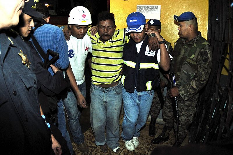 Presos heridos en el incendio de la cárcel hondureña de Comayagua
