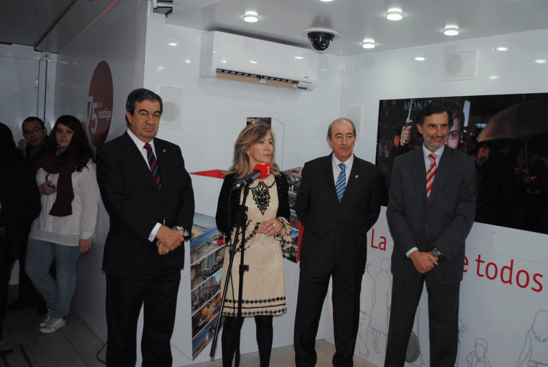 Presentación de la exposción itinerante de RNE en Oviedo