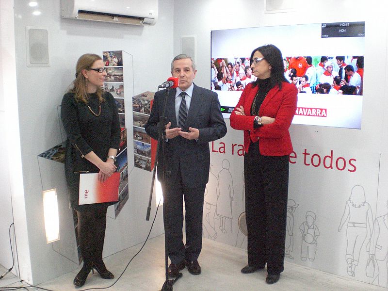 700 personas han celebrado en León el 75º aniversario de Radio Nacional con su visita a la exposición itinerante de la radio pública instalada en la avenida de Peregrinos de la capital.