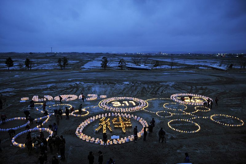 JAPÓN CONMEMORA EL PRIMER ANIVERSARIO DE LA TRAGEDIA DEL TERREMOTO Y TSUNAMI