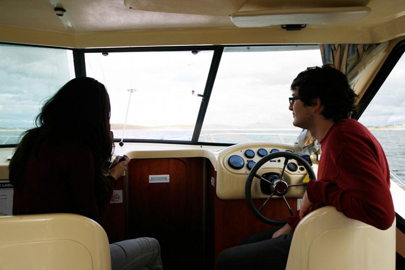 Vista desde el puesto de mando interior de nuestro barco, el Estrela I