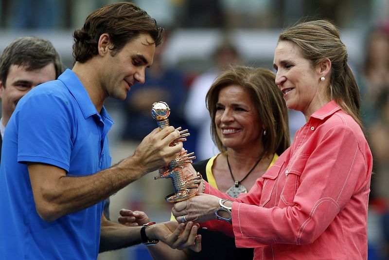 La infanta Elena, Ana Botella y Roger Federer en el Master 1000 de Madrid