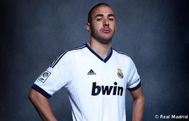 El francés Karim Benzema, con la nueva camiseta