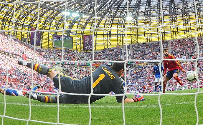 Casillas tuvo trabajo durante el partido, Italia creó ocasiones peligrosas