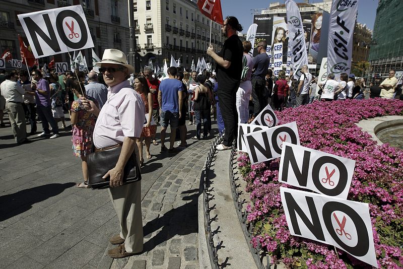 CONCENTRACIÓN FUNCIONARIOS EN LA PUERTA DEL SOL