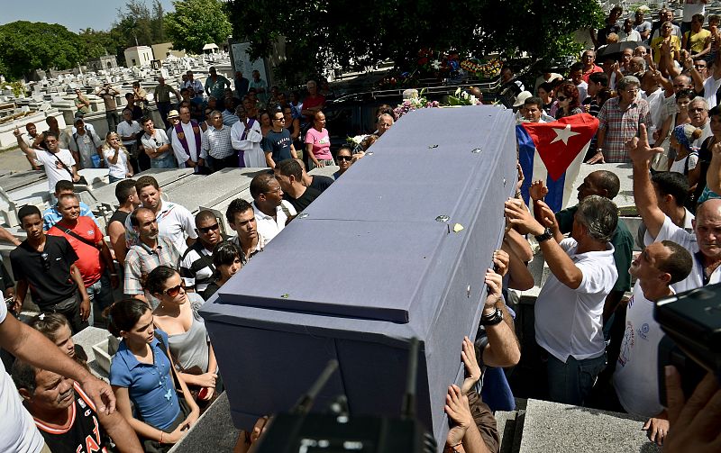 Los restos mortales de Oswaldo Payá en su funeral en La Habana.