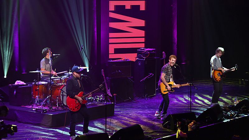 The Milk en el iTunes Festival 2012