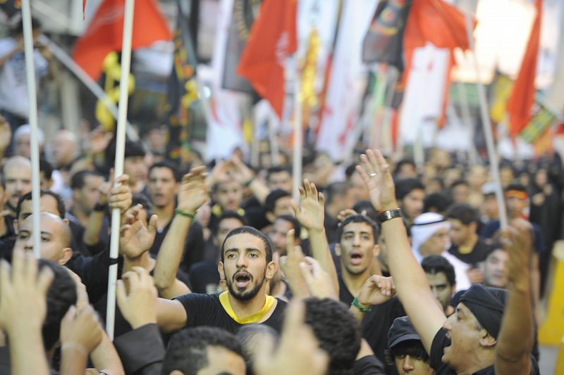 Bahraini Shiite Muslims celebrate Ashura