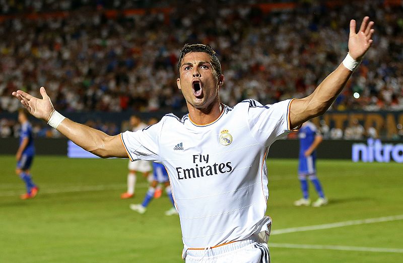 El portugués Cristiano Ronaldo celebra uno de los dos tantos que marcó en el Real Madrid 3 - 1 Chelsea de la International Champions Cup