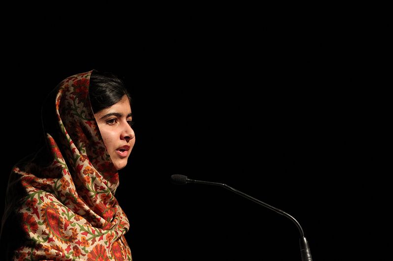 La joven paquistaní Malala Yousafzai fue tiroteada por los talibanes por defender el derecho a la educación de las niñas. Ahora es una figura de fama mundial.