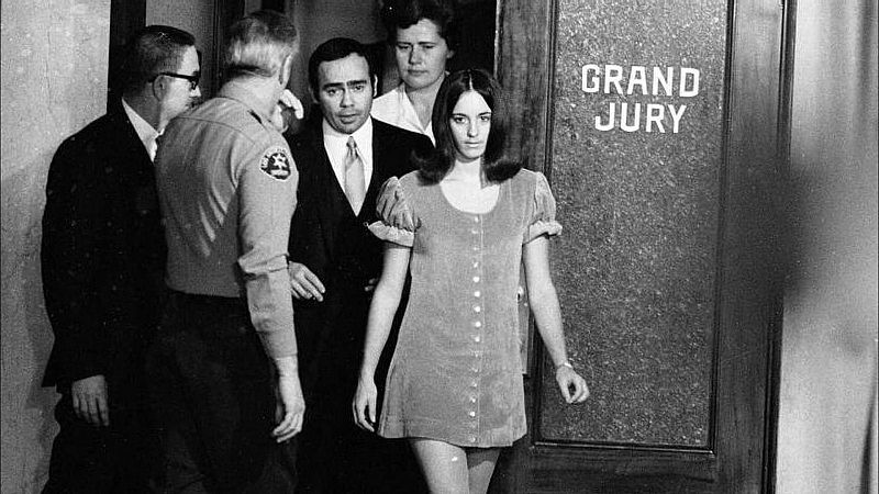 Susan Atkins, fallecida en 2009, en una instantánea correspondiente a 1971, cuando fue condenada a cadena perpetua