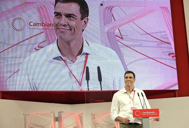 Pedro Sánchez señala en su primer mensaje que van a "a cambiar el PSOE de abajo a arriba para después cambiar España".