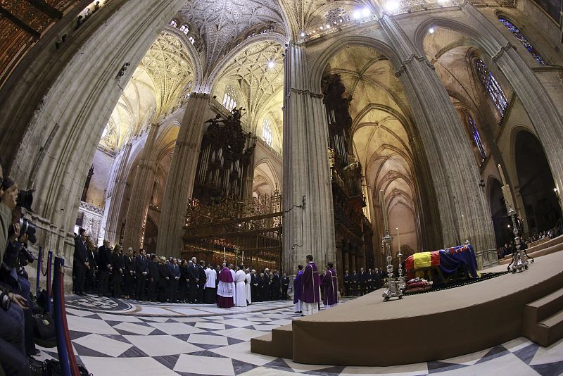 FUNERAL POR LA DUQUESA DE ALBA