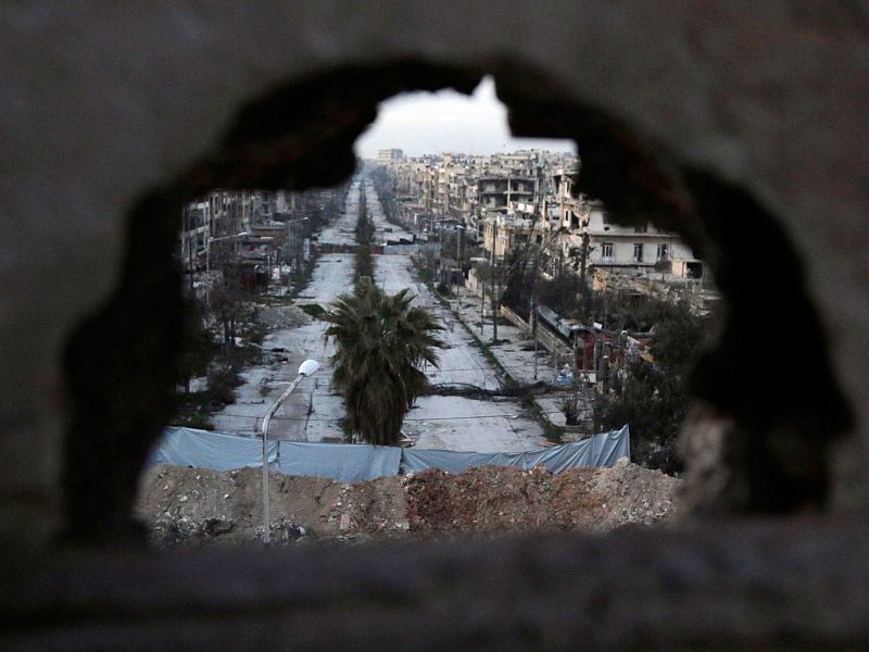 Vista general de la destrucción en la zona rebelde de Alepo.