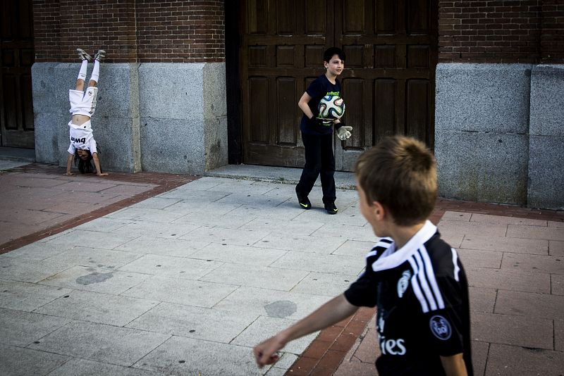 Balón y malabares', de Charlie Cordero. Ganadora en la categoría mejor fotografía votada por el público.