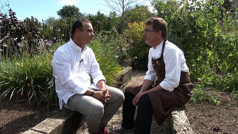 Con otro gran cocinero de la zona: Andoni Luis Aduriz