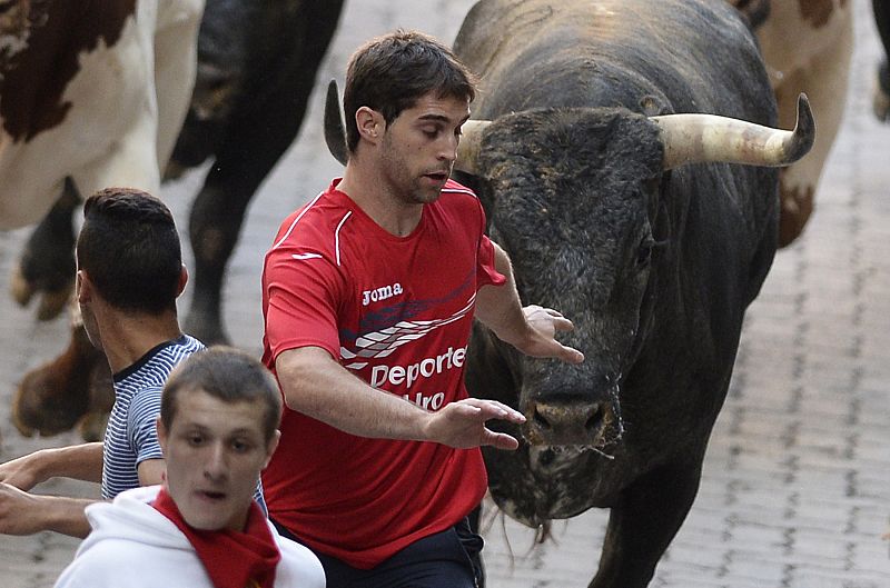 Los mozos se han lucido con los Miura en este último encierro