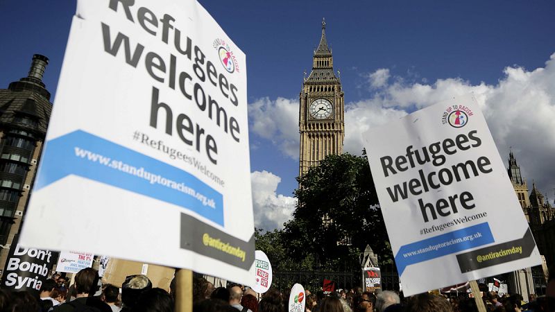 Pancartas frente al Big Ben