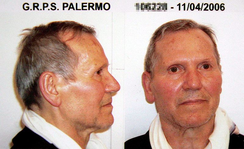Considerado el "jefe de jefes" de la "Cosa Nostra" y arrestado en 2006, ha fallecido a los 83 años en el hospital milanés de San Paolo, donde permanecía ingresado en coma profundo bajo régimen de aislamiento penitenciario. Considerado uno de los mayo