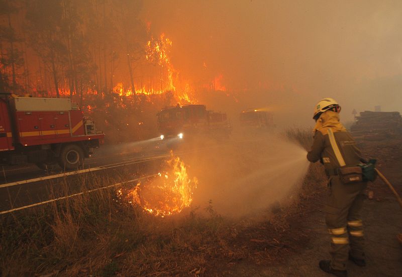 El incendio de Santiago ha obligado a decretar el nivel 2 de emergencia