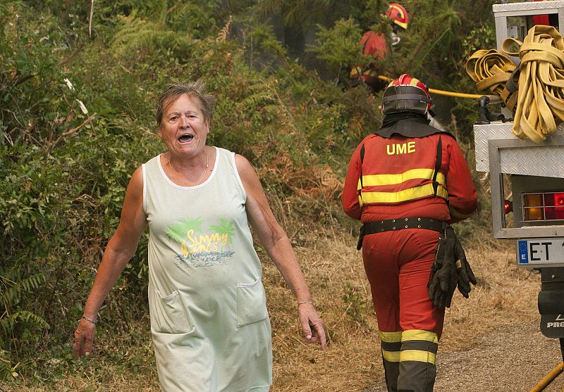 El fuego de Arbo, en Pontevedra, ha quemado ya más de 1.500 hectáreas