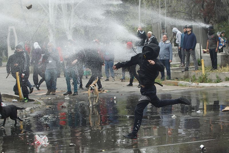 Disturbios en Chile en el 43 aniversario del golpe militar de Pinochet