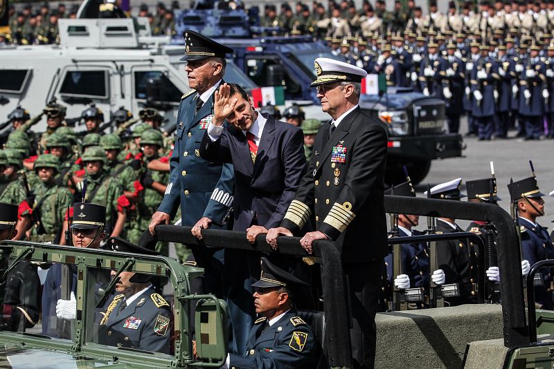 Desfile conmemorativo del 206 aniversario del inicio de la independencia de México