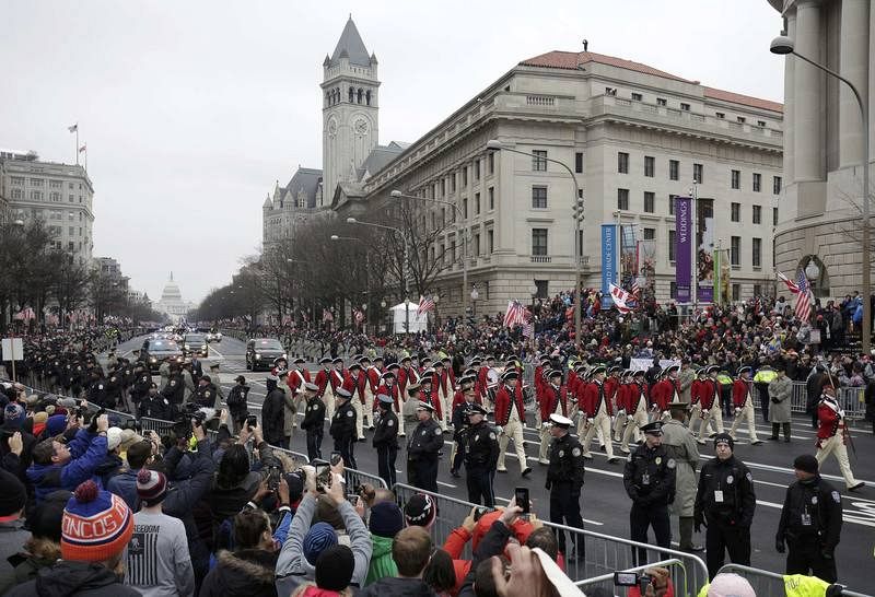 Desfile en honor al nuevo presidente