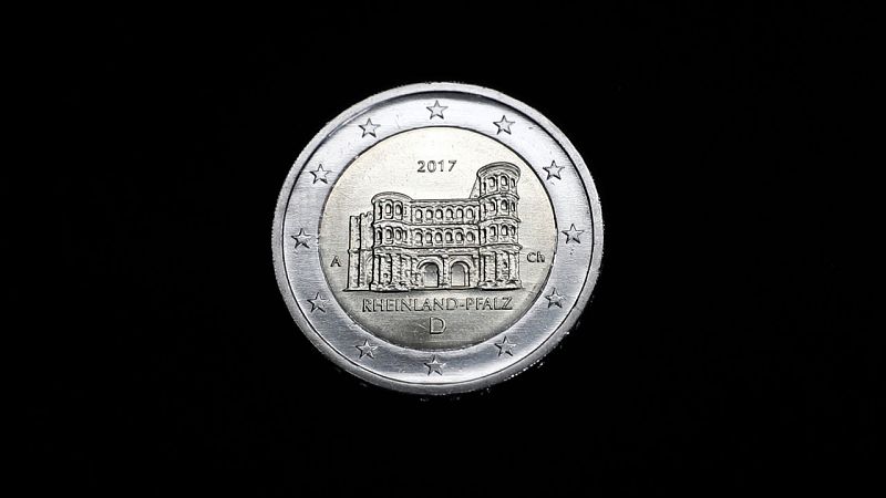 Alemania presenta sus nuevas monedas de 2 euros