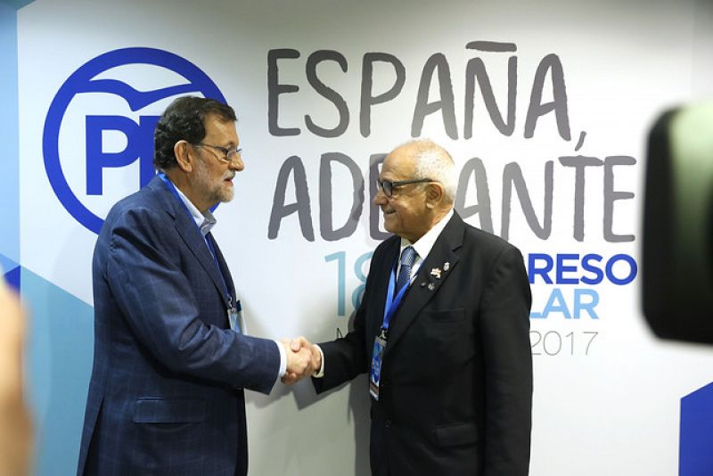 Rajoy saluda al presidente del Consejo de la Comunidad Sefardí