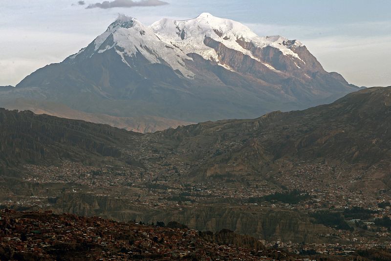 La nieve del Illimani boliviano irá a la Antártida