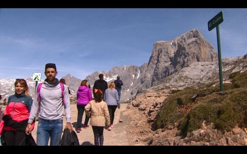 Turistas en El Cable