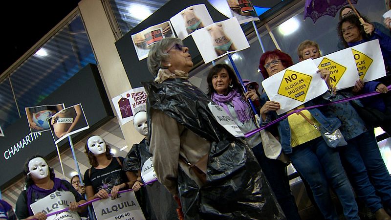 Protesta de la RECAV contra el alquiler de vientres