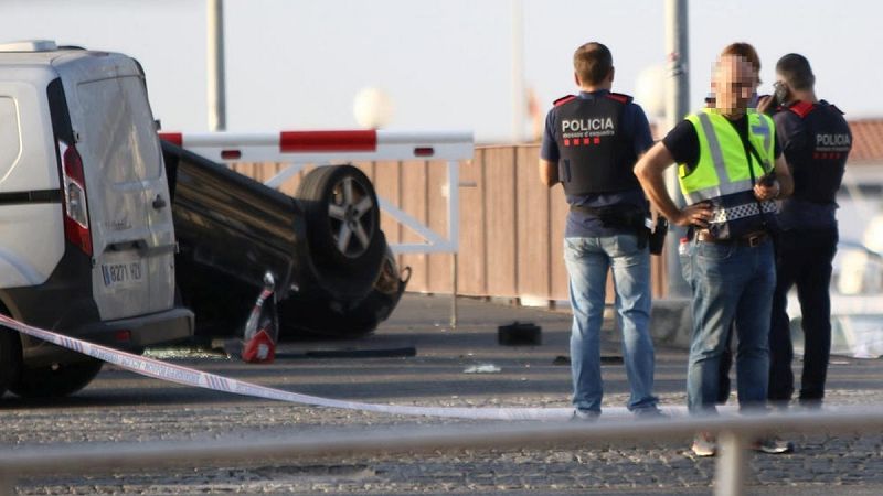 La policía investiga el atentado en Cambrils