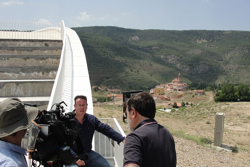 En Galáctica, y Arcos de las Salinas al fondo