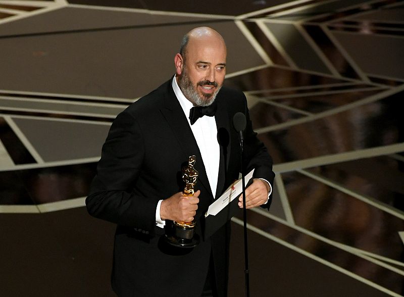 Mark Bridges, ganador del Oscar al Mejor Vestuario por 'El hilo invisible'