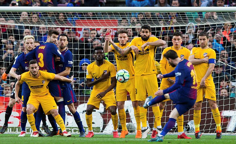 Messi con un lanzamiento de falta magistral sentenció el campeonato liguero.