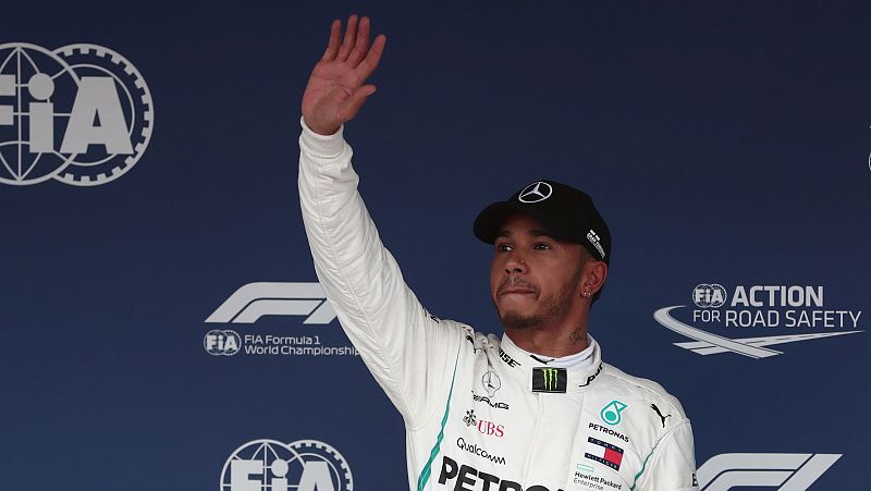 Hamilton firma su 'pole' número 80 y Vettel saldrá noveno en Suzuka