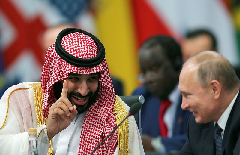 Bin Salman charla con Putin