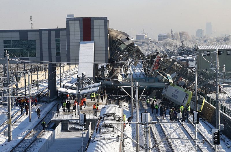 Accidente ferroviario en Ankara