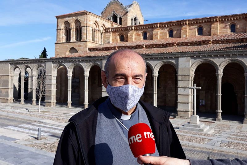 Fernando Gutiérrez, párroco de la basílica de San Vicente.