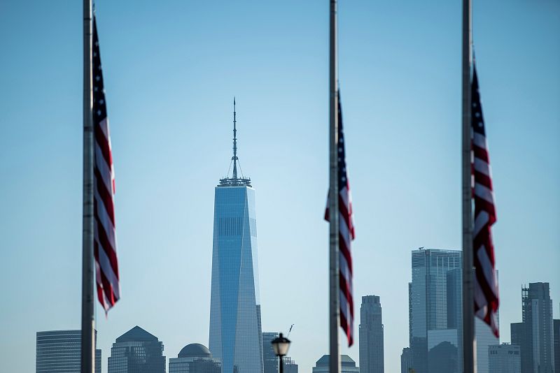 Vista de la única torre del World Trade Center