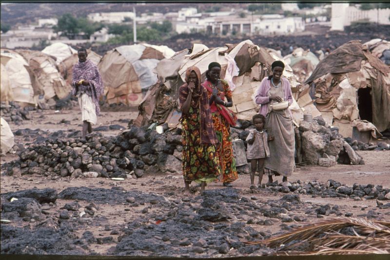Refugiados etíopes en un campamento tras la invasión de Jijiga y Harare por las fuerzas somalíes en 1978