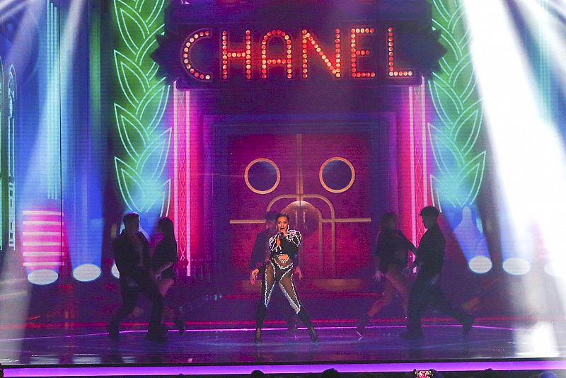 Chanel, durante su actuaci�n en la primera semifinal del Benidorm Fest.