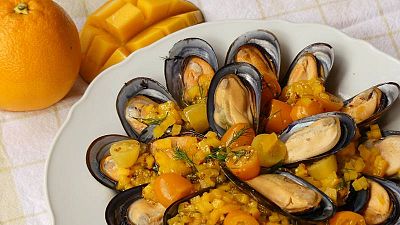 Receta de mejillones con vinagreta de mango, mostaza y eneldo