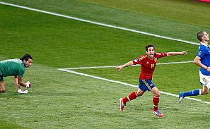 Jordi Alba celebra su gol