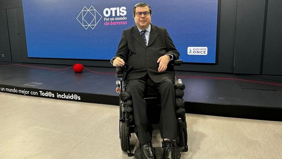 Javier Font en la entrega de Premios Otis