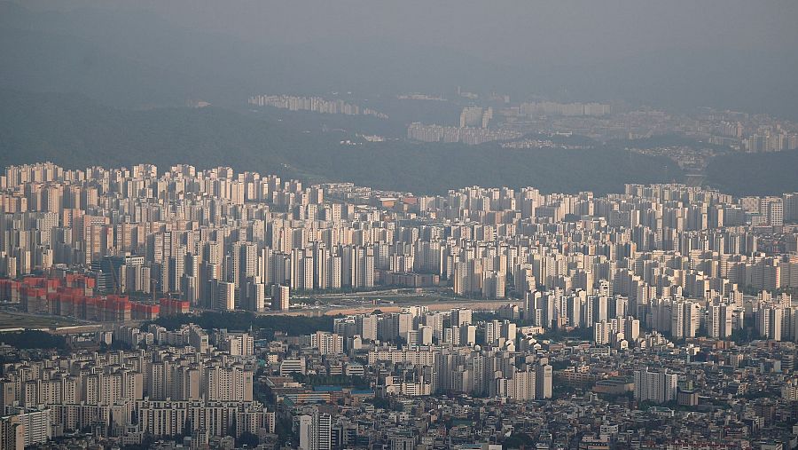 Vista general de un complejo de apartamentos en Seúl
