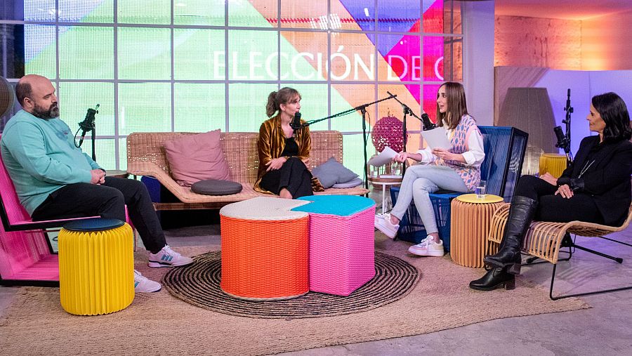 'Te crío mucho': Miguel López, Aina Clotet, Julia Varela y Mar Romera